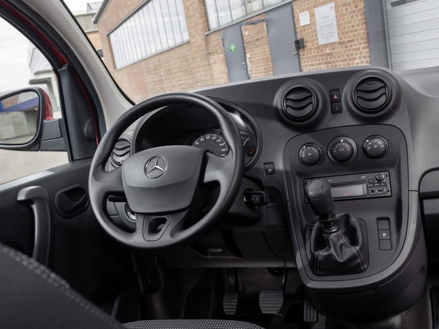  Mercedes-Benz Citan Mixto 2012 года  (фото 2 из 9)